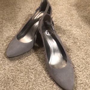 Light Gray Dressy Wedges